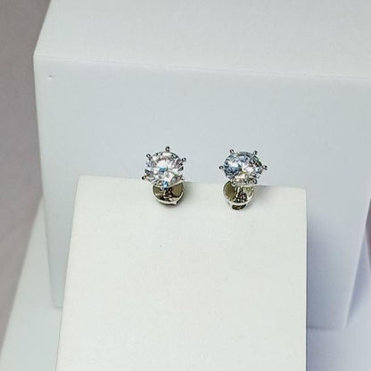 Silver Gargi Solitaire Studs