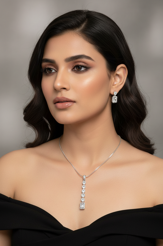 Silver Kayra Diamond Pendant Set