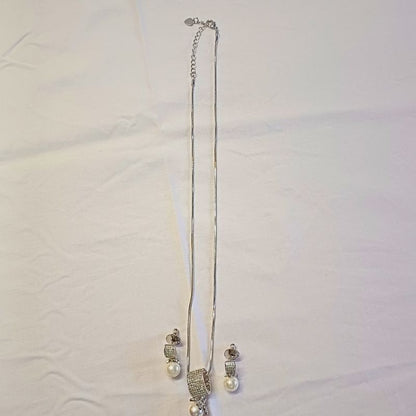 Silver Samora Diamond Pendant Set