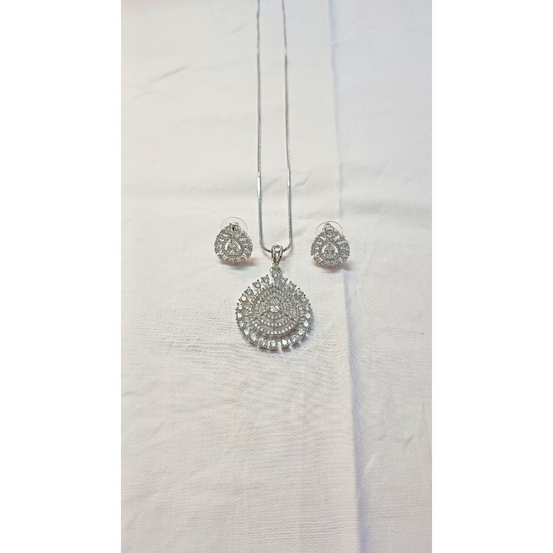 Silver Amra Diamond Pendant Set