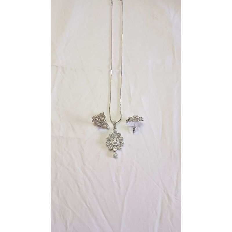 Silver Anyla Diamond Pendant Set