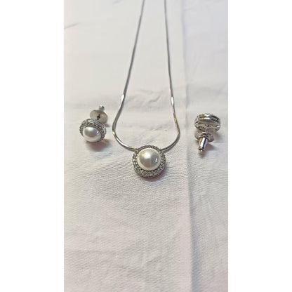 Silver Chandi Diamond Pendant Set