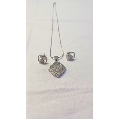 Silver Riddhi Diamond Pendant Set